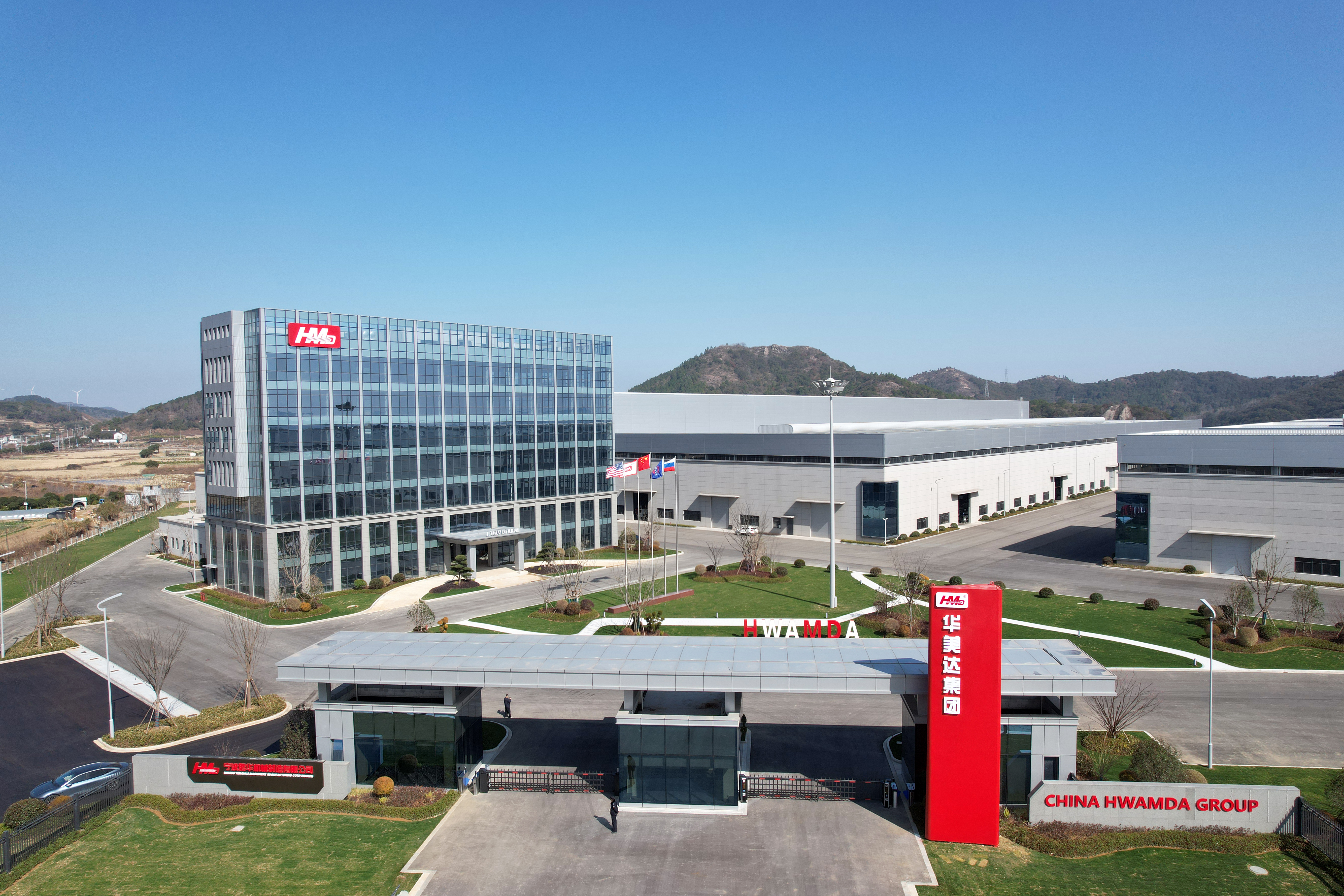 Evaluating Hybrid Injection Molding Machine Advantages:Sourcing the Ideal Energy-Efficient Hybrid Plastics Press